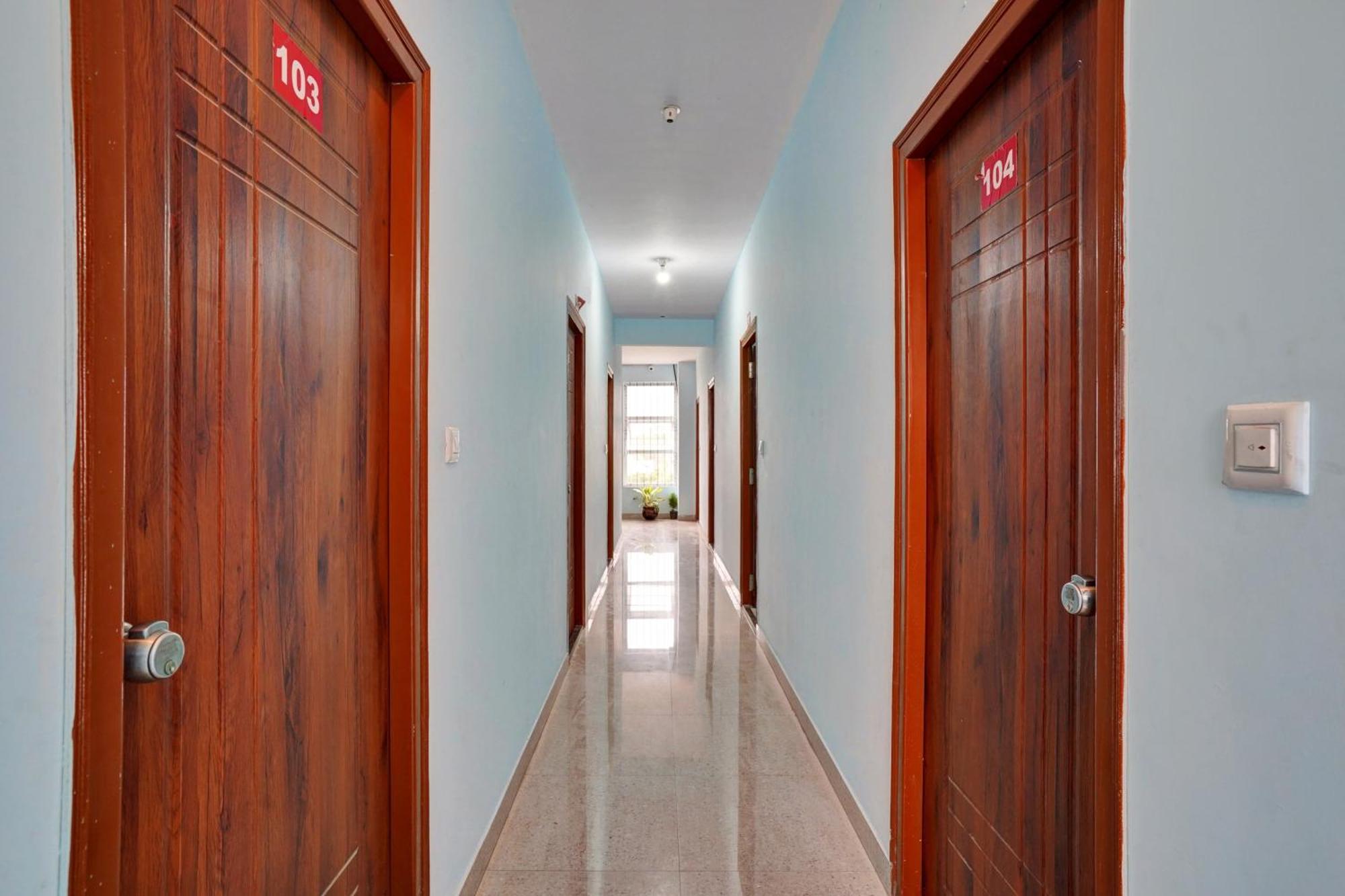 Hotel O Harsha Inn Бангалор Екстериор снимка